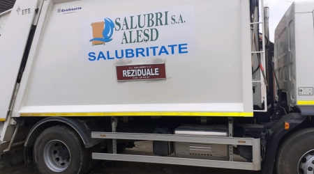 Montare panouri informative cu tipul deseului colectat/transportat